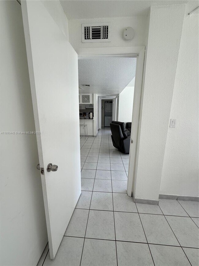 Building Photo - 8000 SW 149th Ave
