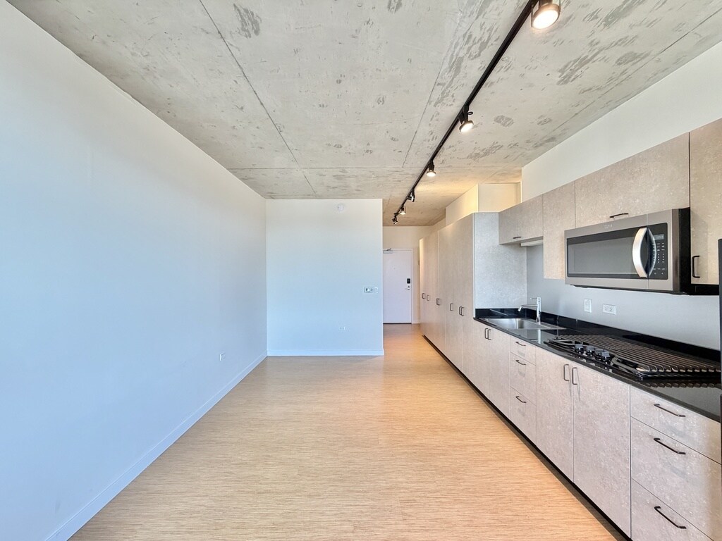 Building Photo - 1515 N Fremont St