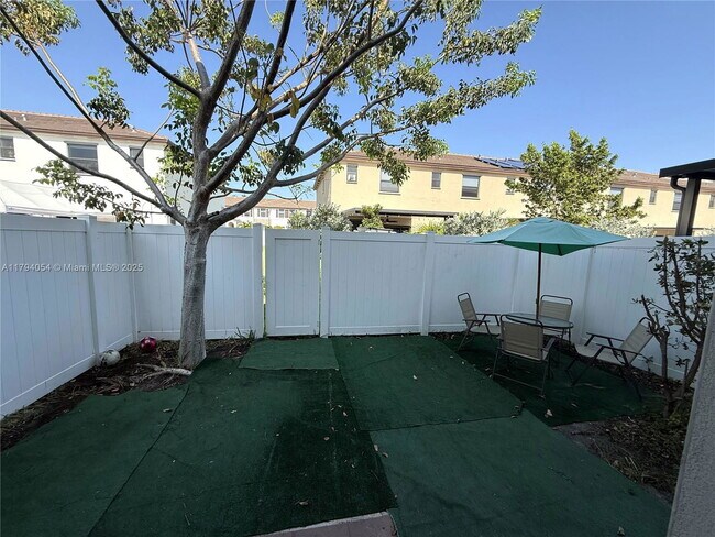 Building Photo - 11101 W 33rd Ct