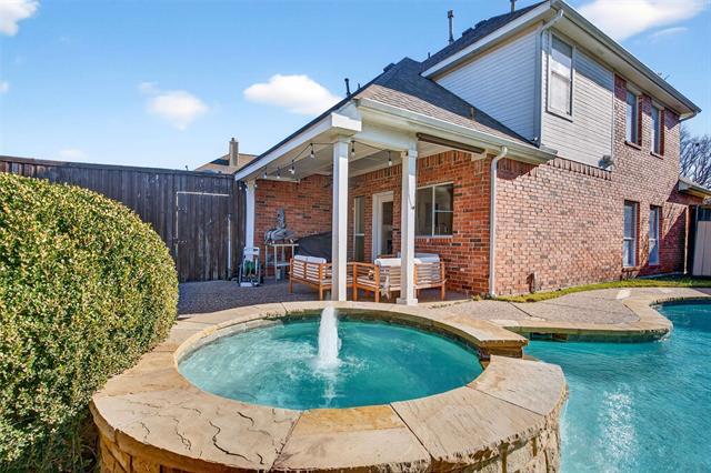 Building Photo - 8217 Bulrush Dr