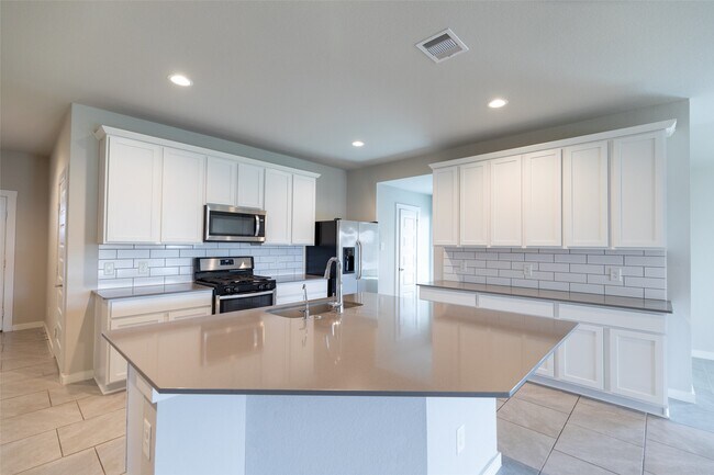 Building Photo - 3702 Sparkman Ln