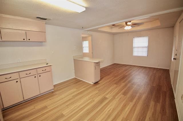 Building Photo - 507 Edna St