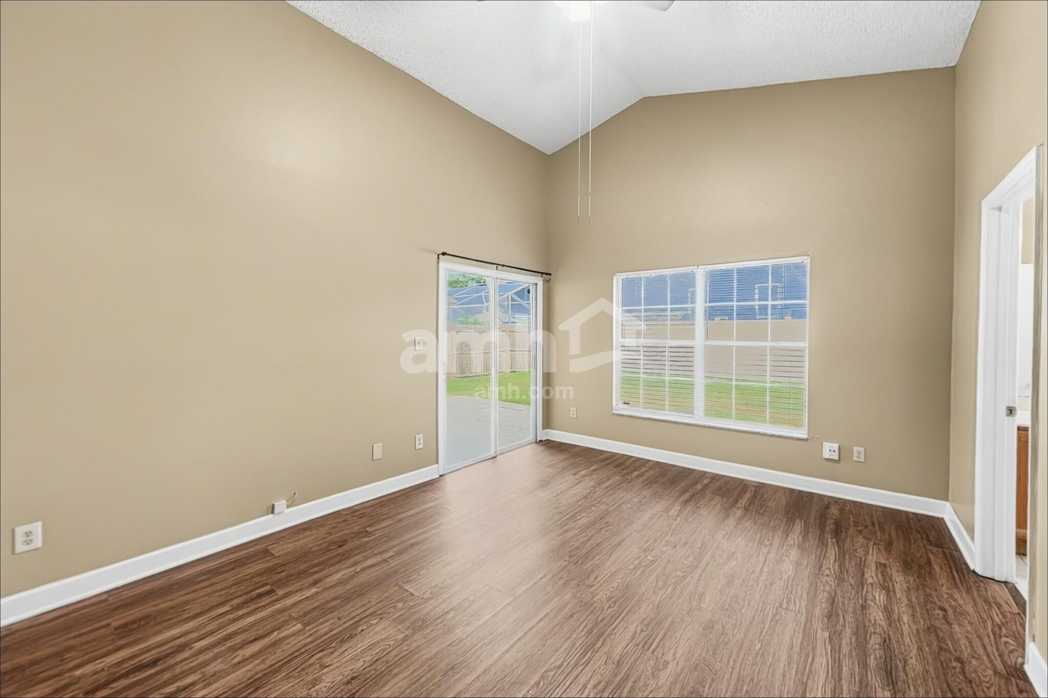 Building Photo - 1428 Abberton Dr