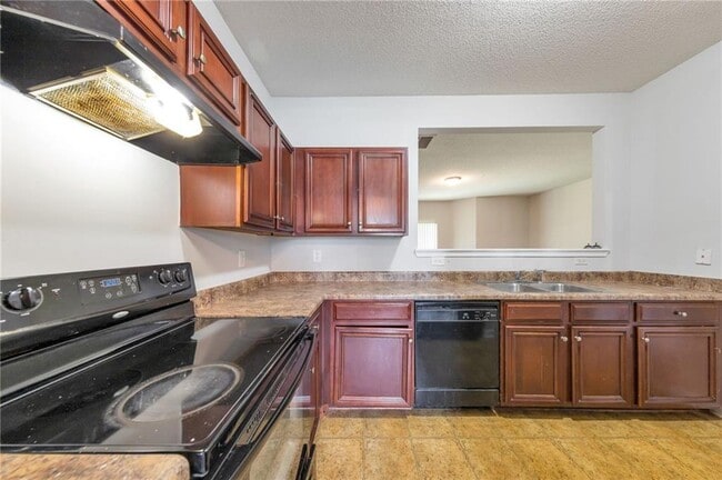 Building Photo - 2306 Bigwood Trail