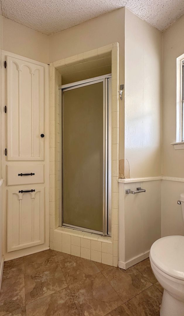 Building Photo - 3/2 in Northern Hills!!!