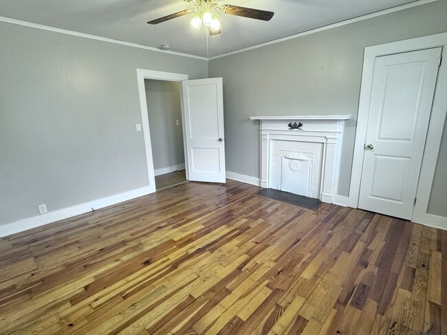 Building Photo - 5 W Marion Rd