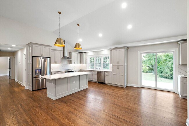 Building Photo - Renovated Ranch in North Wlmington