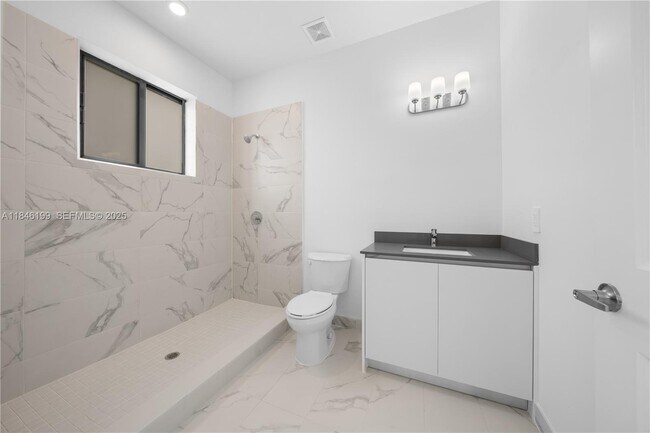 Building Photo - 18973 SW 344th Ter