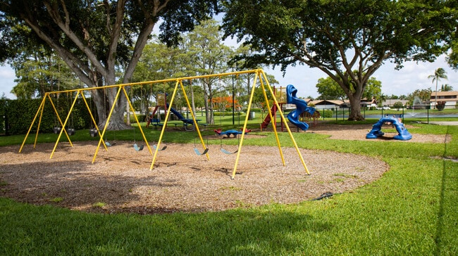 Building Photo - 9497 Boca Gardens Pkwy