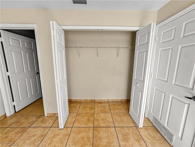 Building Photo - 1321 SE 8th Ave