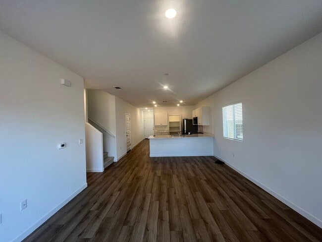 Building Photo - 12663 Ironbow Wy