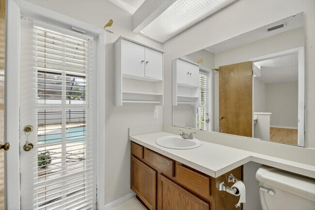 Building Photo - Available Immediately!