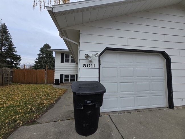 Building Photo - 5011 4th Ave N