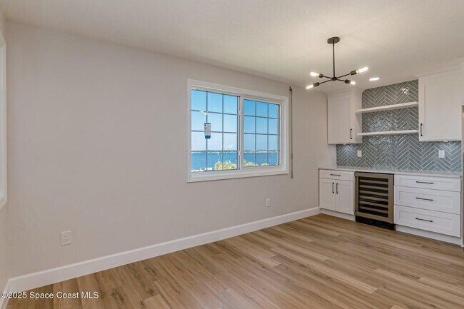 Building Photo - 115 Indian River Dr