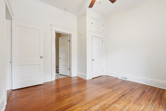 Building Photo - 2726 N Roxboro St