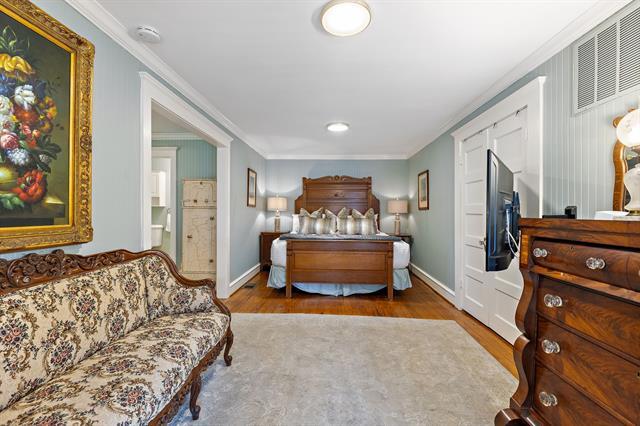 Building Photo - 4125 Junius St