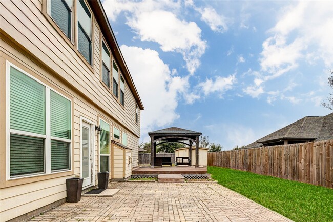 Building Photo - 7638 Alum Ln