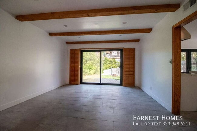 Building Photo - 11619 Lerdo Ave