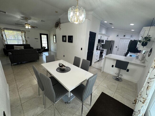 Building Photo - COMING SOON 3-2 Stunning House