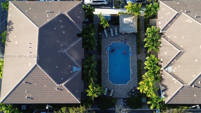 Building Photo - 839 S Ocean Blvd