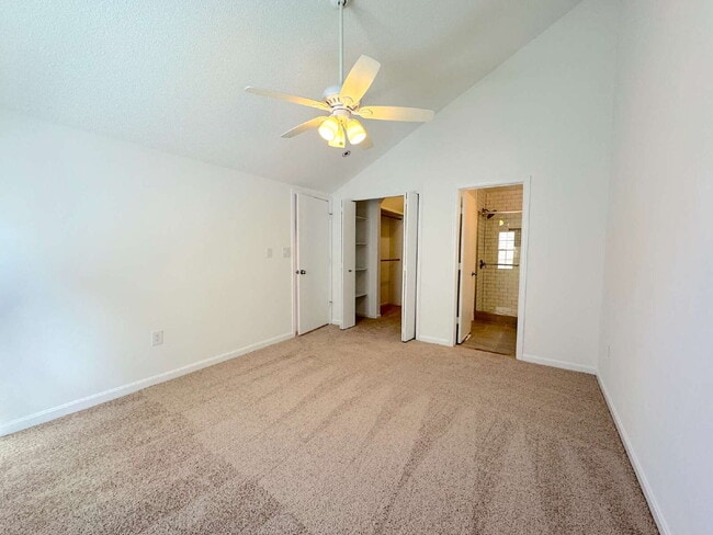 Building Photo - Stunning Top-Floor Penthouse Condo – Loaded with Luxury Upgrades!