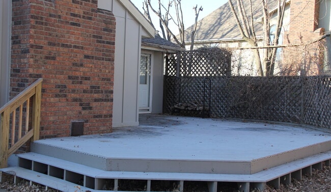 Building Photo - 2208 NW 11th St