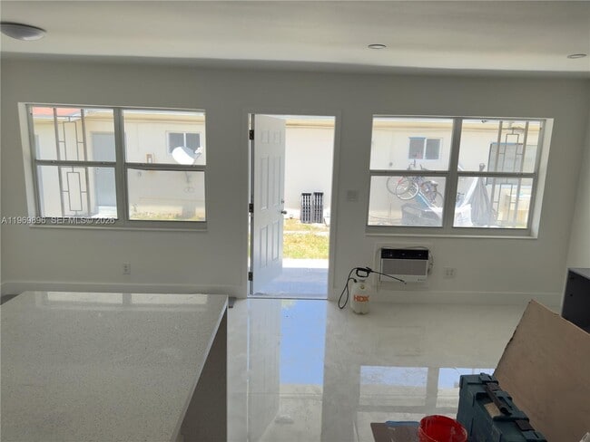 Building Photo - 2191 NE 167th St