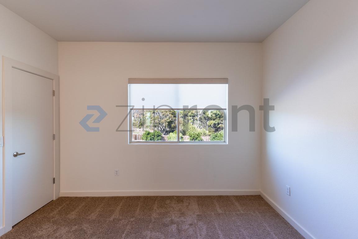 Building Photo - 7805 Cooper Ln