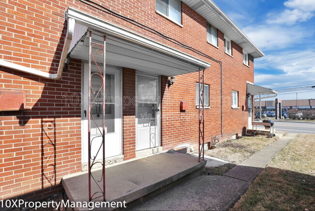 Building Photo - 3257 Cleveland Ave