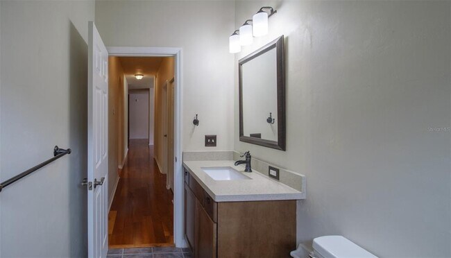 Building Photo - 8331 SW 75th Rd