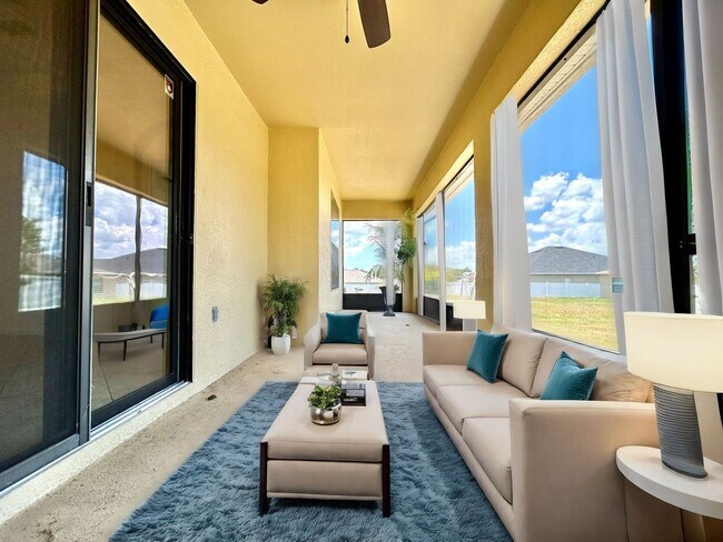 Building Photo - Designed for Living! 4beds, 2baths, attic ...