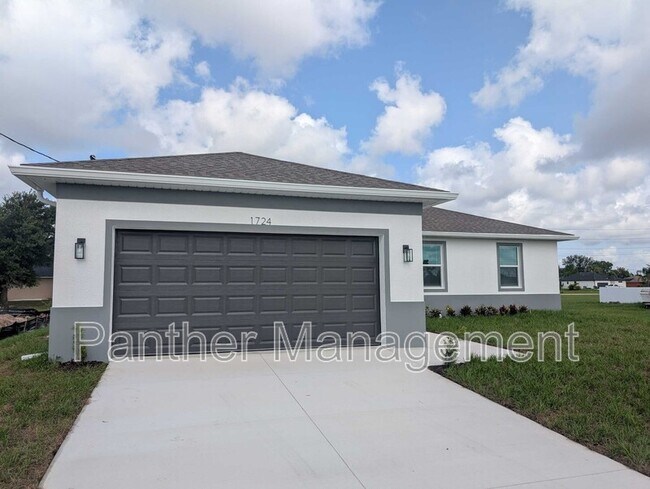 Building Photo - 1724 NW 24th Ave