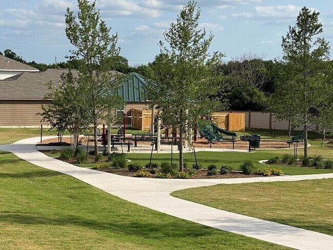 Building Photo - 201 Cres Park Dr