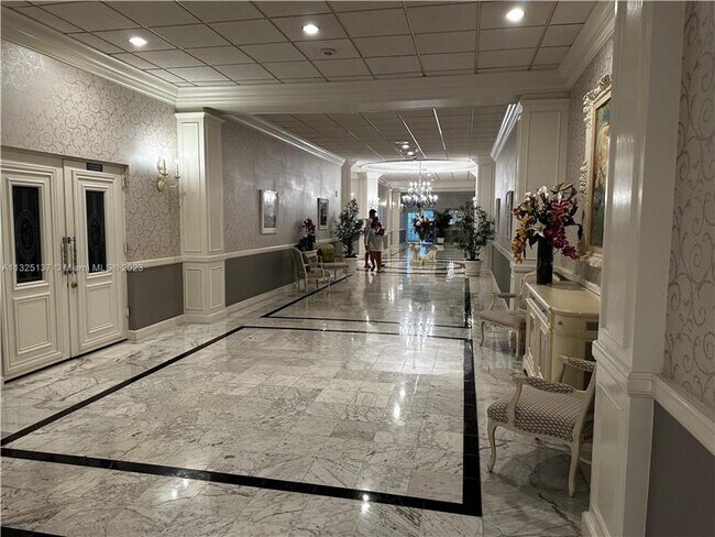 Building Photo - 3800 S Ocean Dr