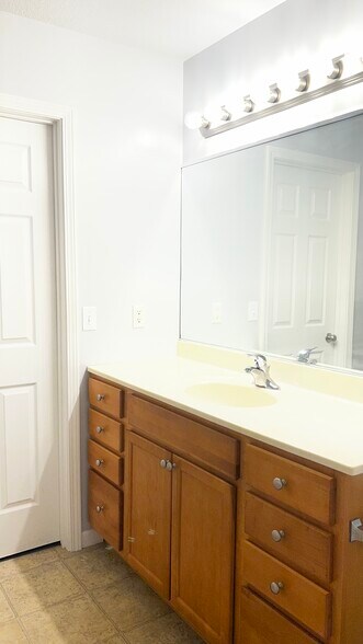 Building Photo - 3732 Balcary Bay