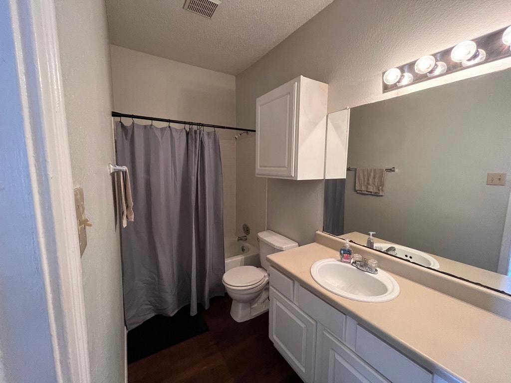 Second Bathroom - 12166 Metric Blvd