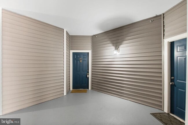 Building Photo - 46608 Drysdale Terrace