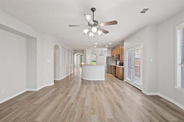 Building Photo - 689 Bonham Dr