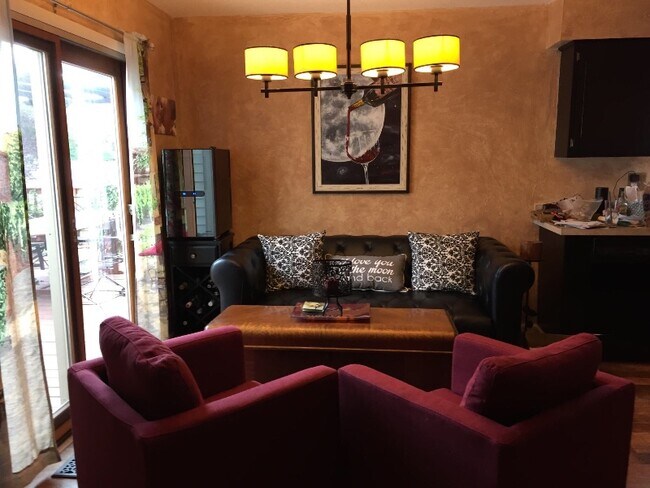 Building Photo - 7563 Bingham Ct