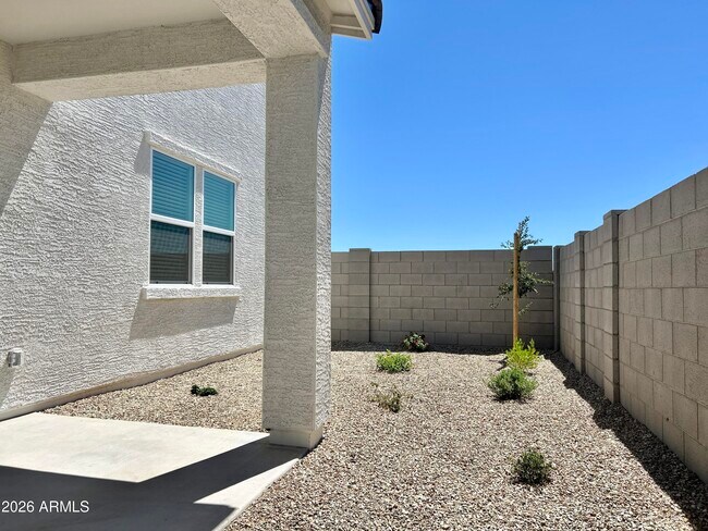 Building Photo - 17307 W Villa Chula Ln