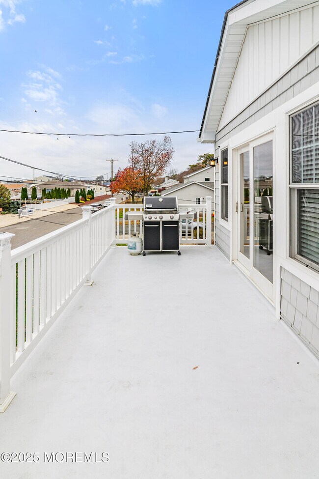 Building Photo - 1260 Pensacola Rd