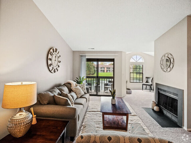 Our Apartments Have High Ceilings! - Lancaster Lakes