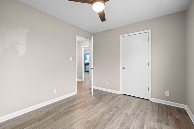 Building Photo - 111 E St