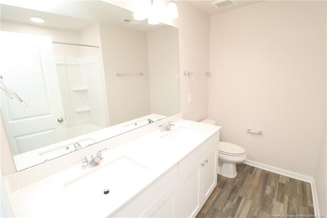 Building Photo - 104 Kineton Woods Way