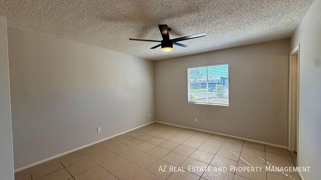 Building Photo - 4502 W Edgemont Ave