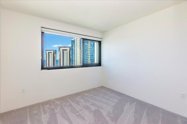 Building Photo - High Floor 2 BED/2 BATH/2 PRKG in brand ne...