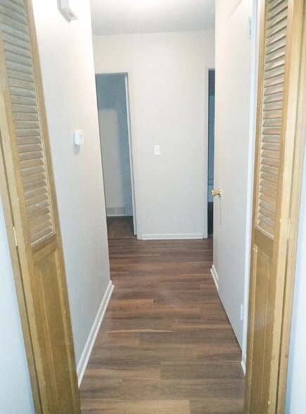 Building Photo - 4805 Javelin Dr