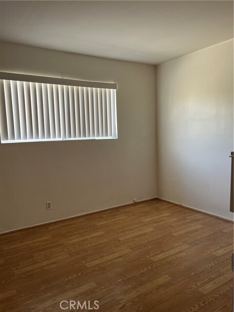 Building Photo - 22731 Kinard Ave