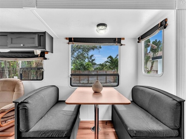 Building Photo - 107 Central Ave