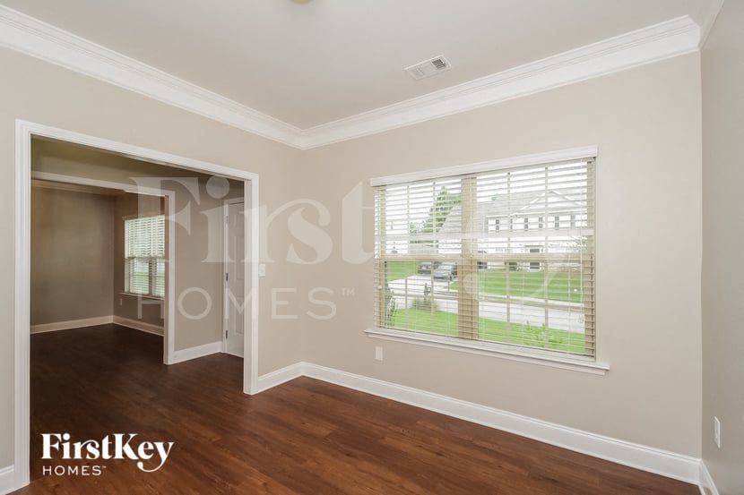 Building Photo - 119 Dynasty Ln